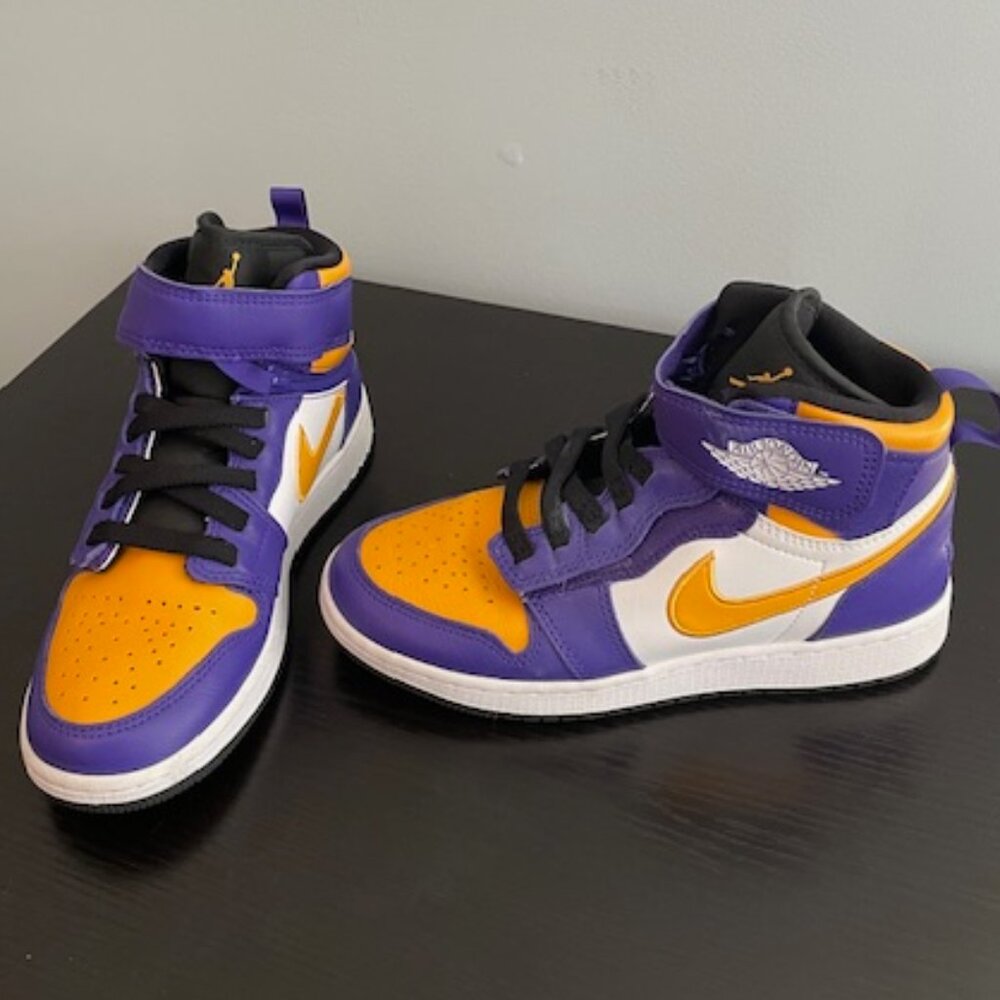 Kids Air Jordan 1 Hi Flyease "LAKERS" - 3.5Y